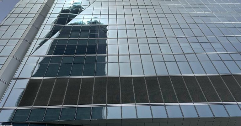 HubSpot vs Salesforce for small B2B teams: a cost and feature comparison